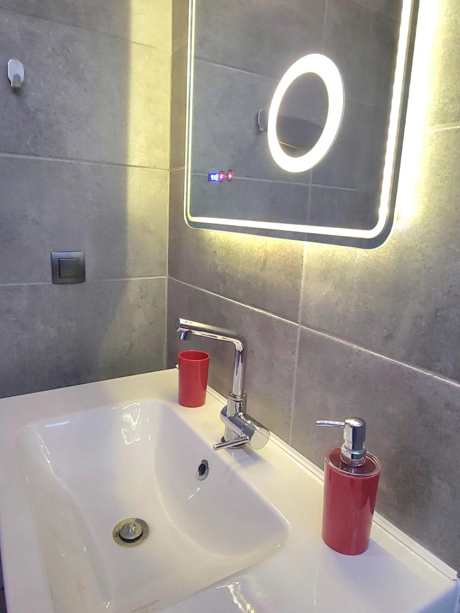 “Zeus”, Stylish Luxury Business Suite In The Heart Of Athens. Exterior foto